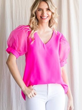 Carol Christian V-Neck Puff Sleeve Top in Hot Pink